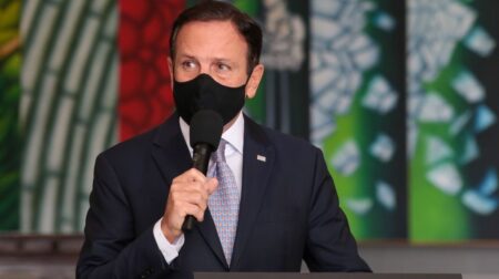 AO VIVO: Doria anuncia novas medidas de restrição contra a pandemia; assista agora