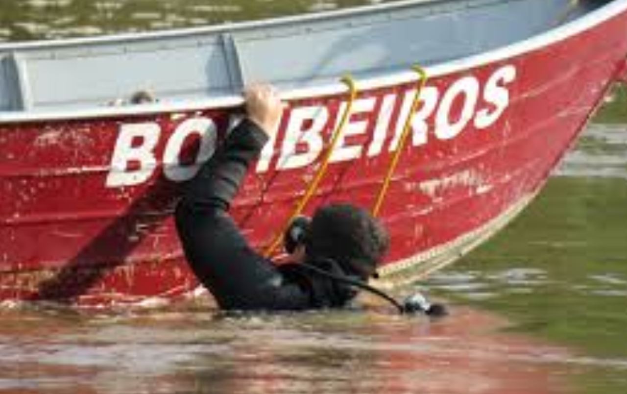 Corpo de idosa é encontrado boiando em rio