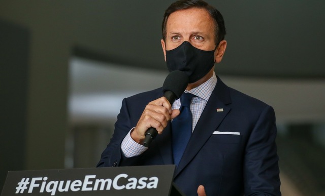 Doria anuncia compra de vacina para TODOS os paulistas e aplicação em massa até dezembro