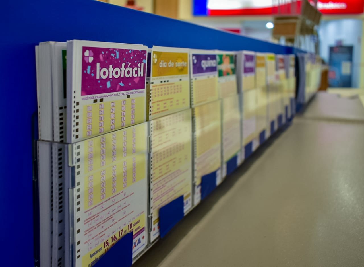 Resultado da Lotofácil 2000 desta sexta-feira (31)