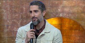 Uma foto de Marcos Mion em A Fazenda