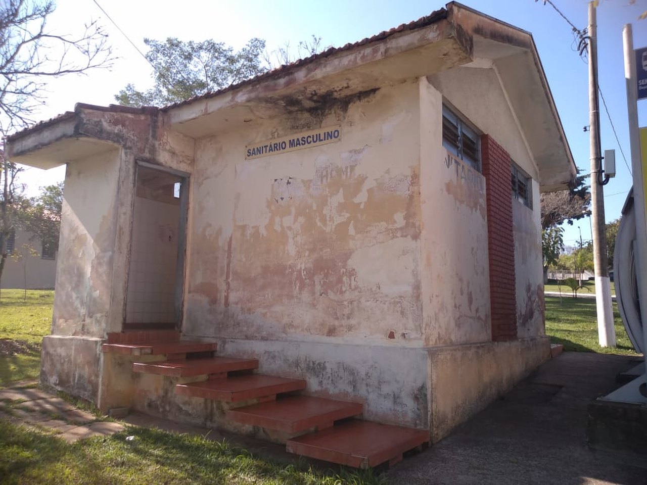 Prefeitura de Piracicaba vai reformar sanitários da praça central de Tupi