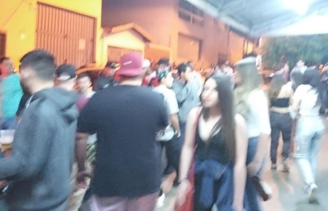 Coronavírus: bar é notificado, em Piracicaba, por não respeitar protocolos sanitários Coronavírus: bar é notificado, em Piracicaba, por não respeitar protocolos sanitários