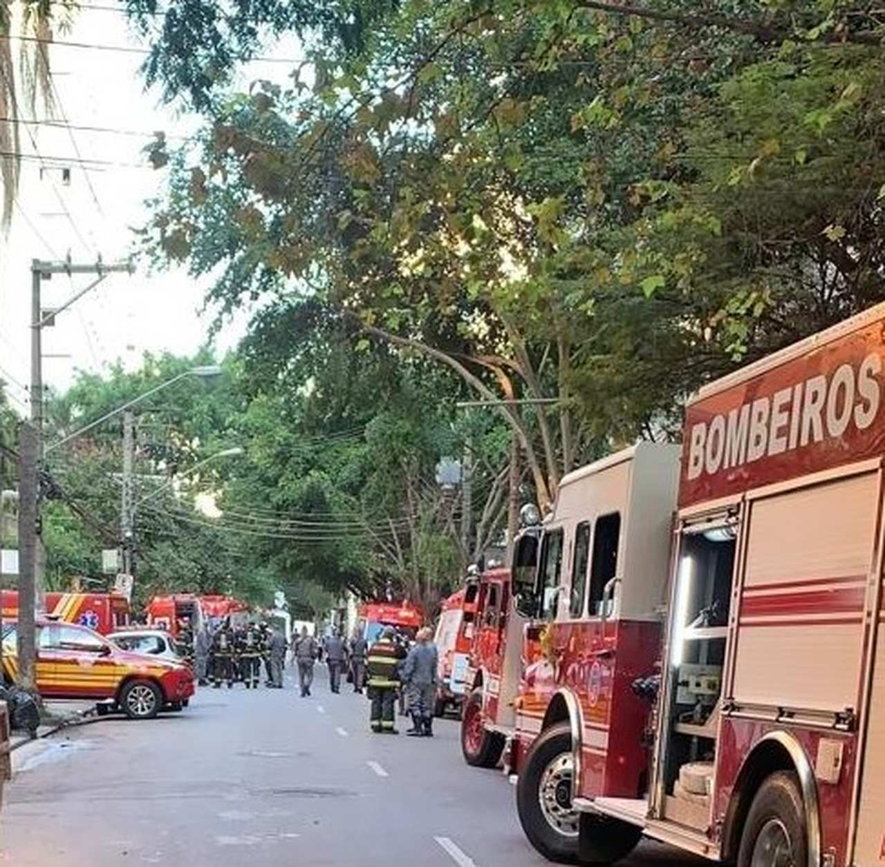 Homem joga produto químico em apartamento e intoxica quatro pessoas
