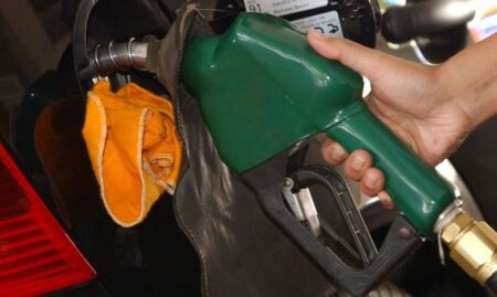 Petrobras anuncia novo aumento no preço da gasolina; é o sexto reajuste deste ano