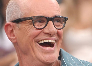 uma foto de marcos caruso