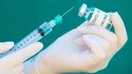 Pesquisa comprova que vacina do Butantan é eficaz contra novas cepas do coronavírus