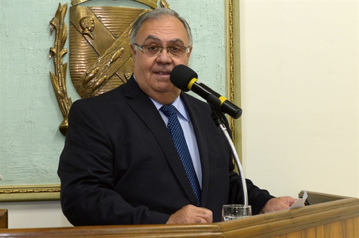 “As mulheres devem fazer sua consulta anual ao ginecologista”, diz médico ao PIRANOT