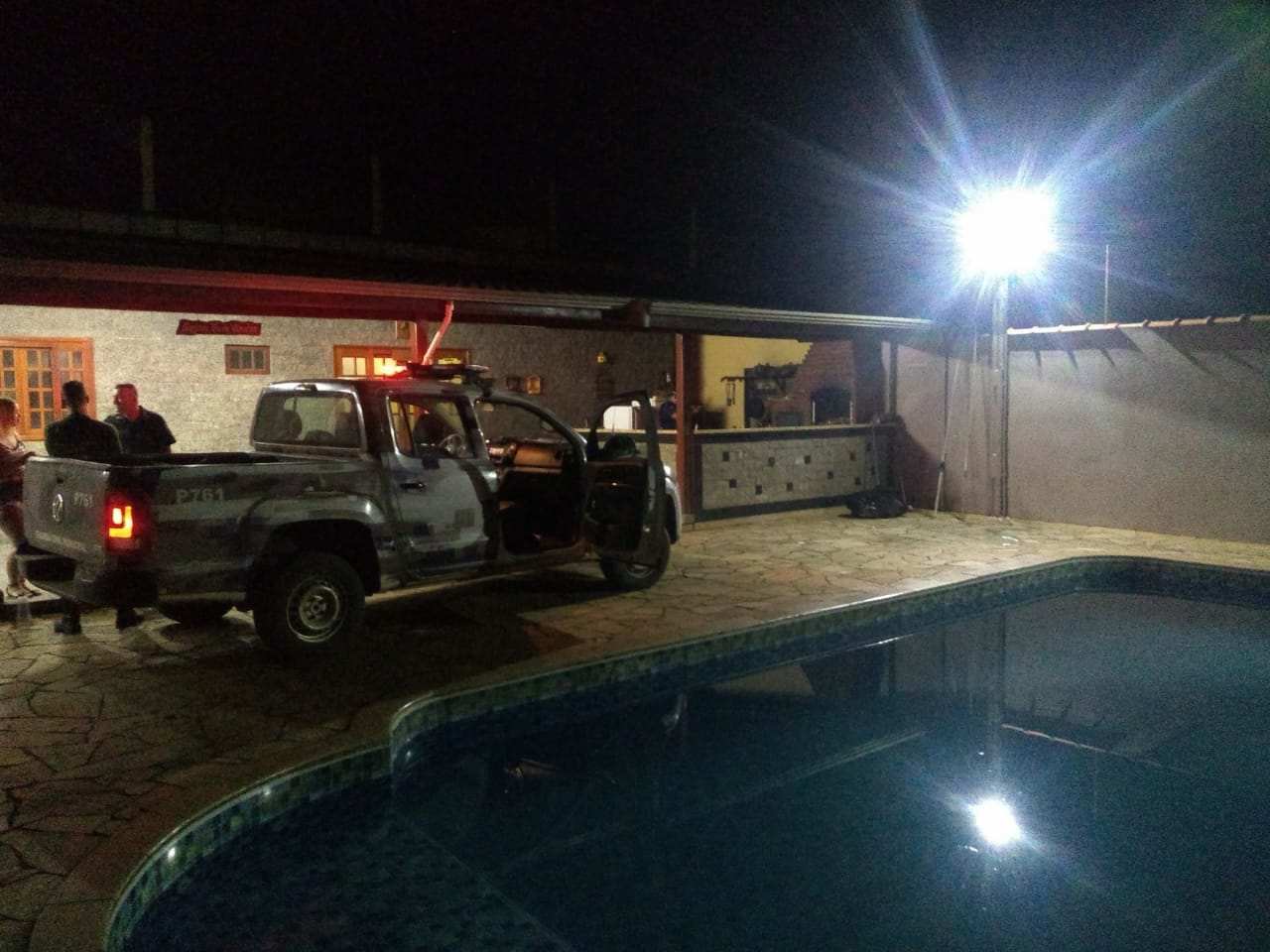 Guarda Civil encerra baile funk com cerca de 300 pessoas, em Limeira