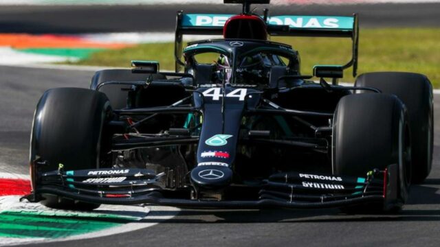 Hamilton dá o troco em Bottas e fecha dia de treinos na frente na Itália