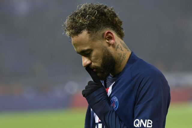 Neymar tem diagnóstico positivo de coronavírus, diz jornal francês Neymar tem diagnóstico positivo de coronavírus, diz jornal francês
