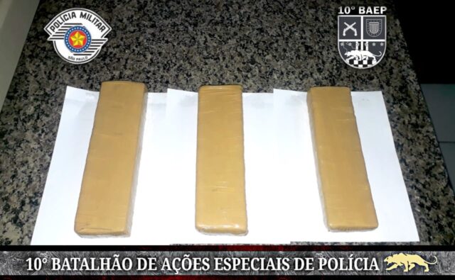 Em Piracicaba, BAEP prende indivíduo que vendia drogas na Favela do Cantagalo Em Piracicaba, BAEP prende indivíduo que vendia drogas na Favela do Cantagalo