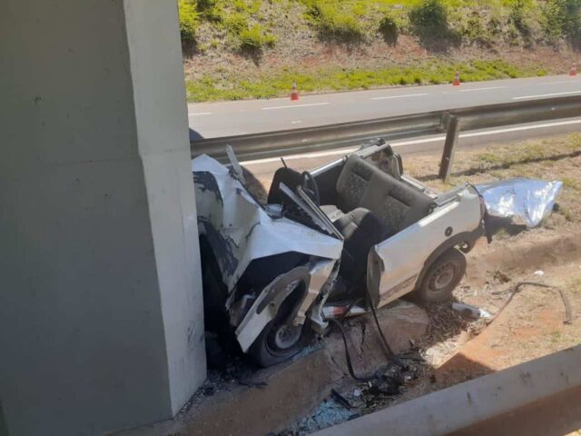 Homem morre em Piracicaba após colidir em pilar de viaduto