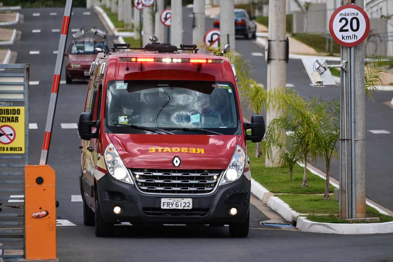 Jovem aciona bombeiros após machucar a canela em Piracicaba