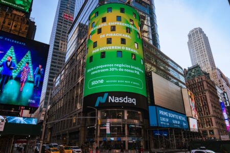 Empresa homenageia Piracicaba em painel da Times Square, em Nova York (EUA)