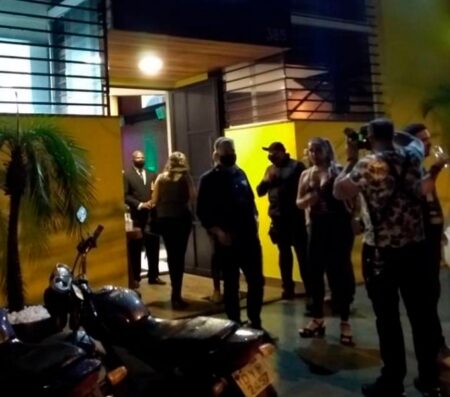 Prefeitura de Piracicaba (SP), interdita três estabelecimentos por desrespeito a protocolos contra a Covid-19 Prefeitura de Piracicaba (SP), interdita três estabelecimentos por desrespeito a protocolos contra a Covid-19