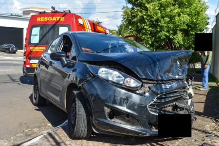 Piracicaba (SP): carro perde a roda após acidente na Avenida Pompéia