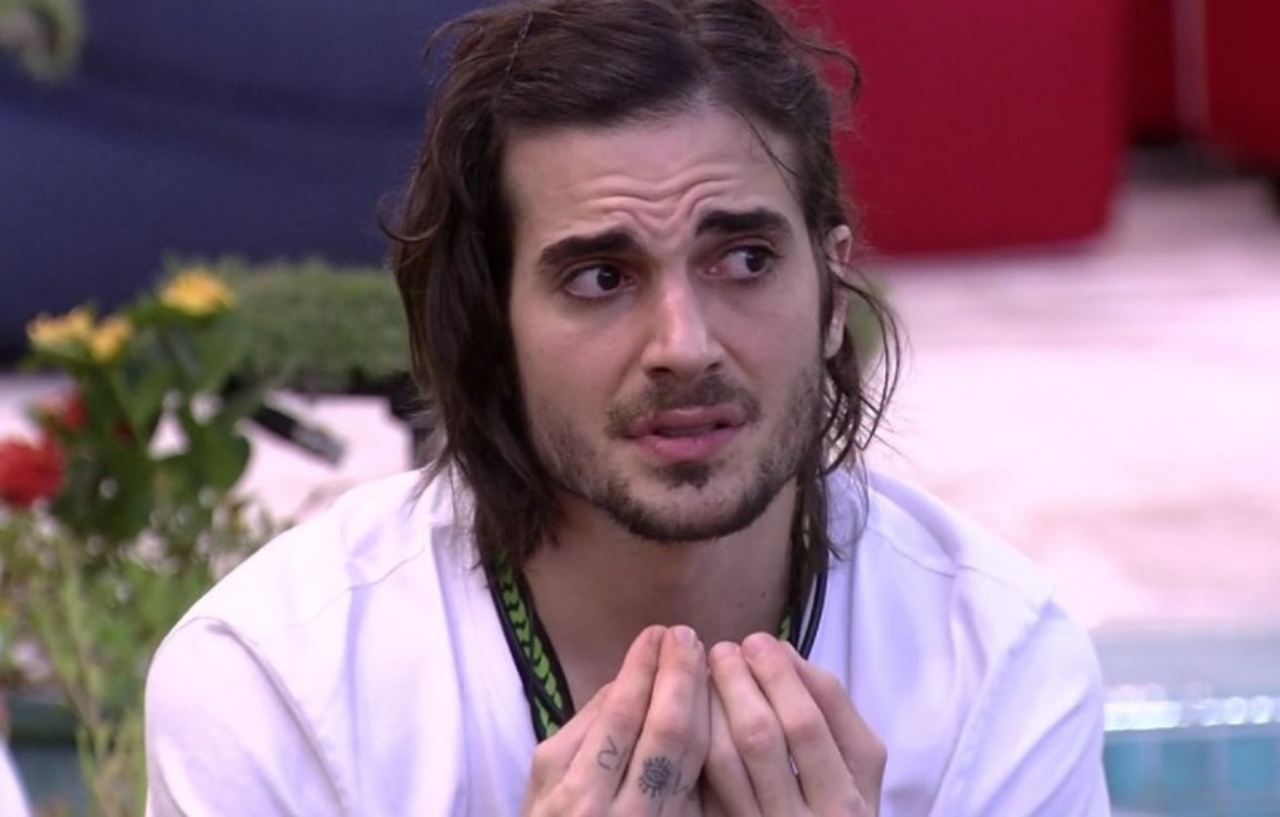 BBB21: Fiuk se desentende com três colegas e já está nervoso por causa da Xepa