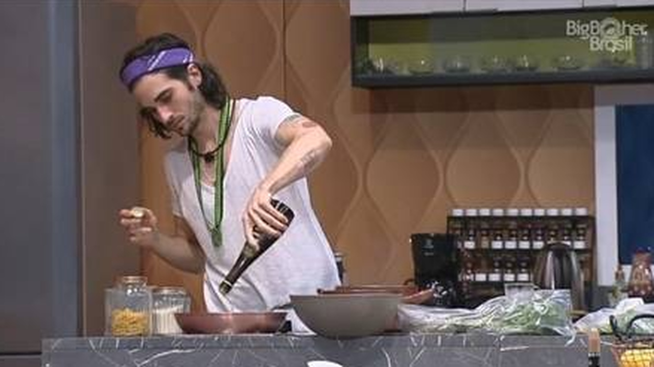 BBB21: veja memes sobre Fiuk na cozinha e porque a internet não perdoa Juliette e Viih Tube