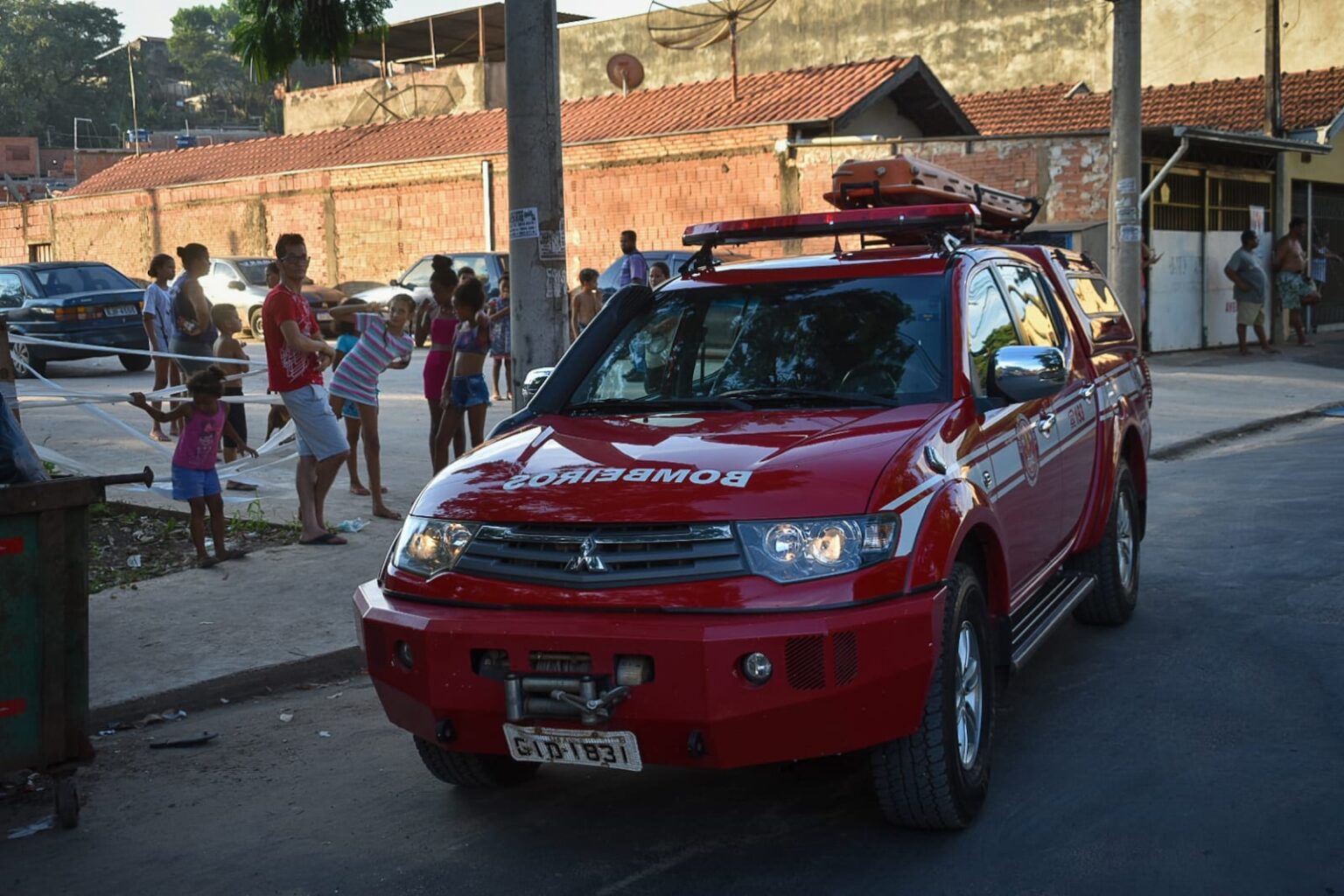 Homem coloca fogo em ‘barraco’ após briga com a esposa em Piracicaba (SP)