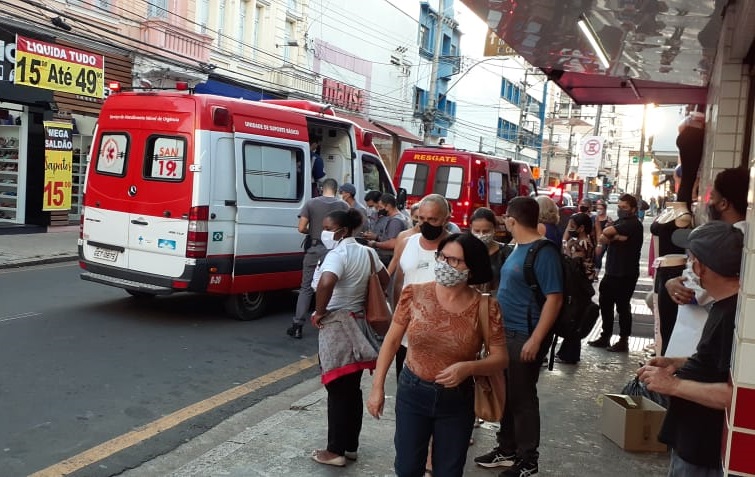 Piracicaba (SP): mulher e criança são atropeladas no centro