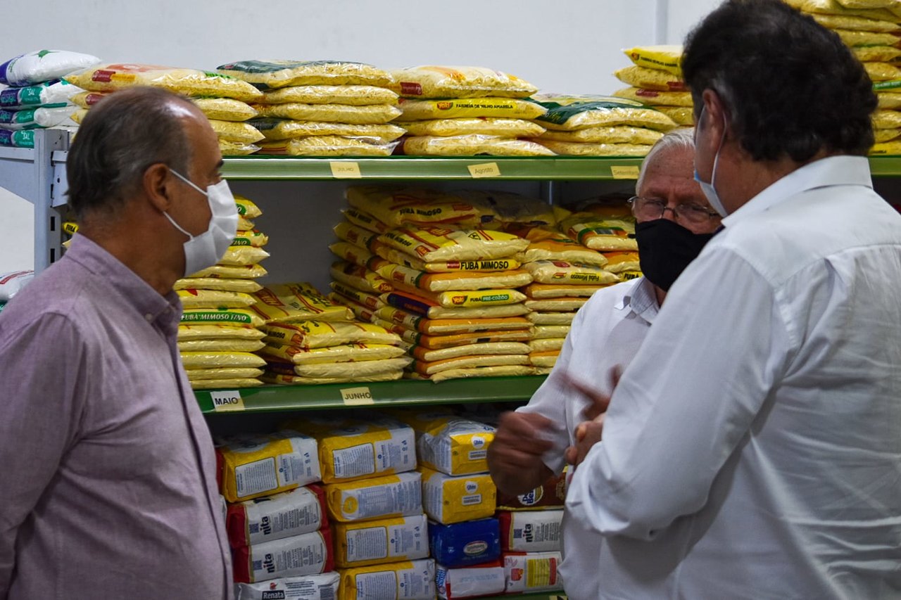 Piracicaba (SP): Acipi doa 7,5 toneladas de alimentos e mais de 3.000 fraldas geriátricas para o Fussp