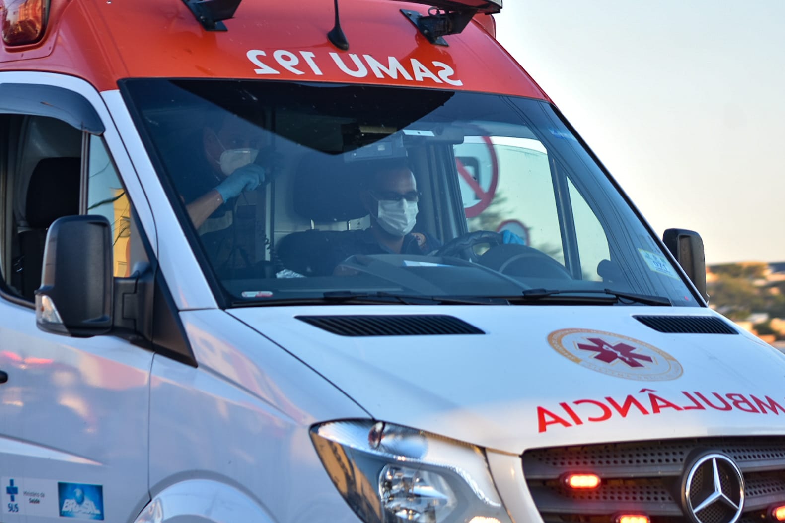 Criança de três anos morre afogada em piscina durante a festa do próprio aniversário