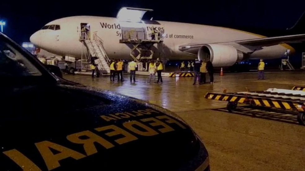 SP pede liberação imediata de 678 mil vacinas da Janssen retidas pelo Ministério da Saúde em Viracopos