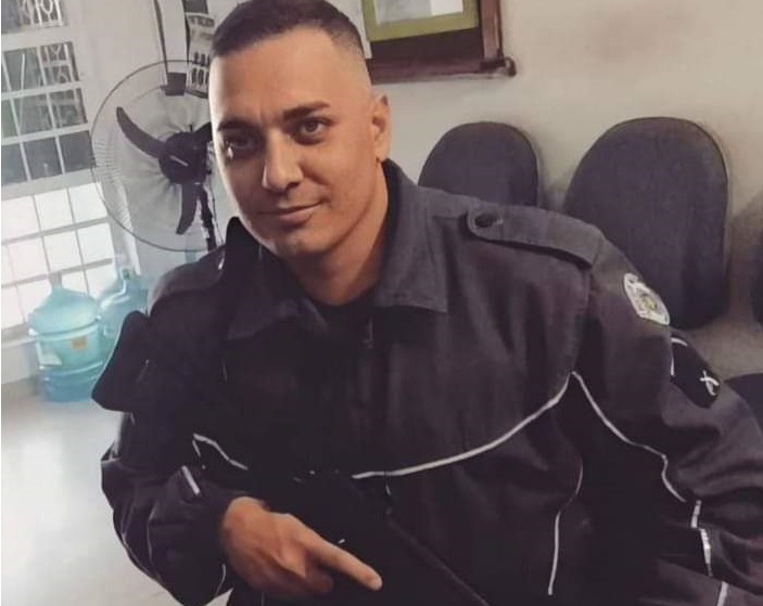 Policial militar de 33 anos morre após complicações da Covid
