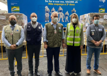 vacina da Janssen, Ministro da Saúde, Guarulhos