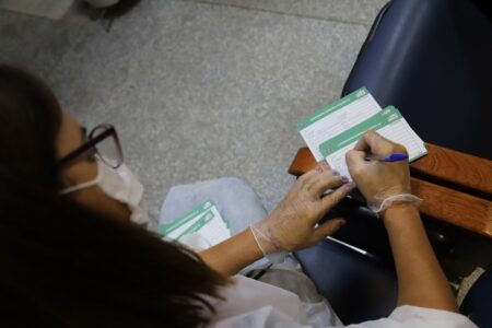 Piracicaba (SP) reabre agendamento hoje (08) para vacinar pessoas com 40 anos ou mais contra Covid