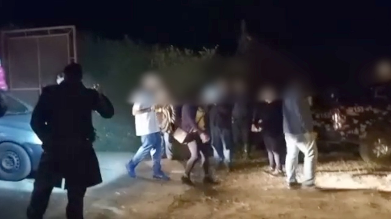 Piracicaba (SP): força-tarefa interdita festa de 15 anos com mais de 200 pessoas