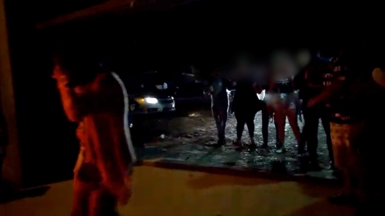 Piracicaba (SP): festa clandestina com mais de 300 pessoas é interditada