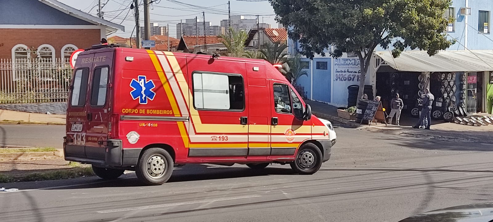 Piracicaba (SP): homem sob influência de drogas e álcool é atropelado em frente a supermercado
