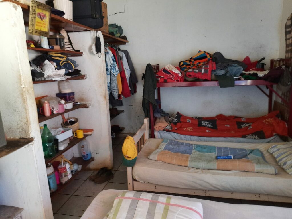 Polícia prende pastor que mantinha sete pessoas em situação de trabalho escravo na região de Piracicaba (SP)