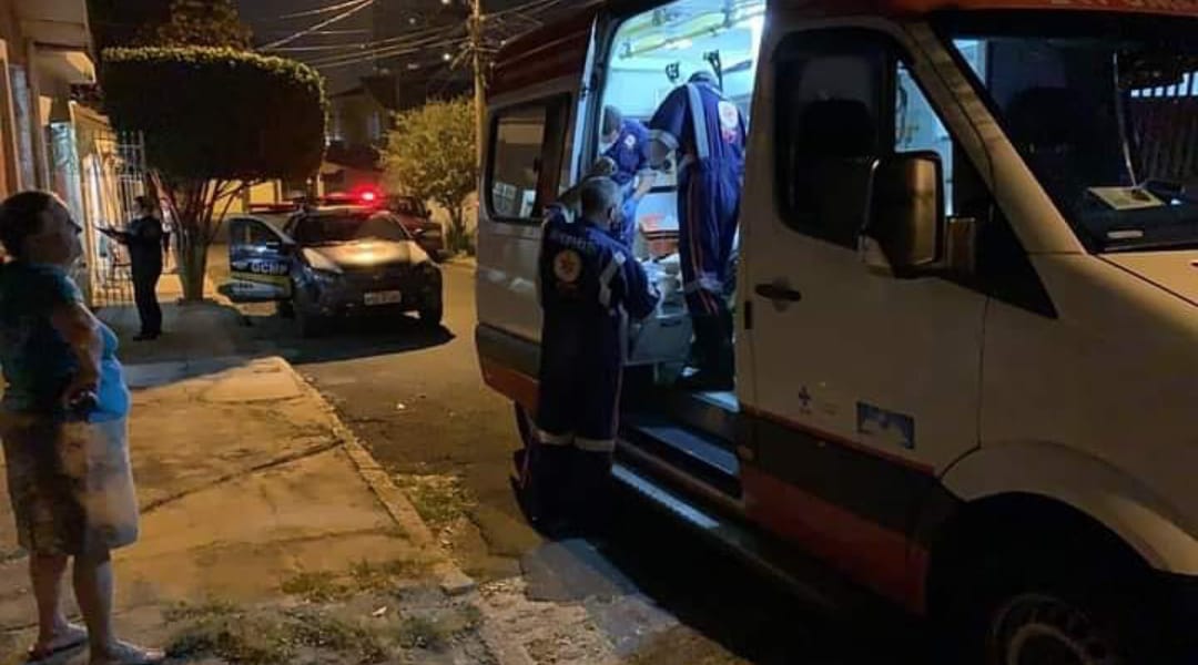 Piracicaba (SP): idosa sofre AVC sozinha em casa e cão da vítima late para alertar os vizinhos
