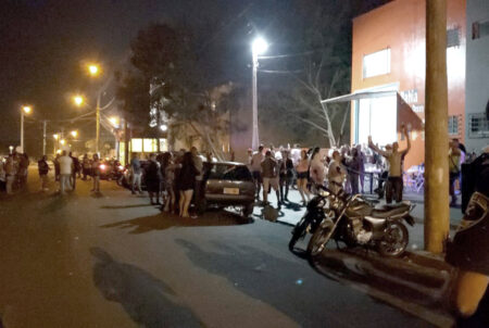 Em Piracicaba (SP), minimercado é interditado por promover aglomeração