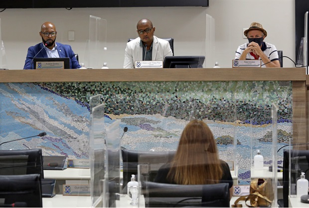 Problemas na merenda escolar de Piracicaba (SP) persistem, informa diretora à CPI