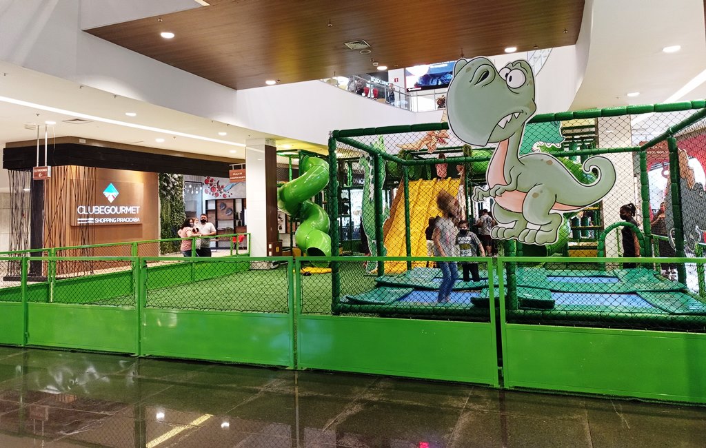 Shopping Piracicaba reestreia atrações infantis com o Dino Play, circuito de brinquedos
