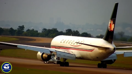BOEING 767 | Pouso de emergência fechou Viracopos por 50 minutos em horário de pico