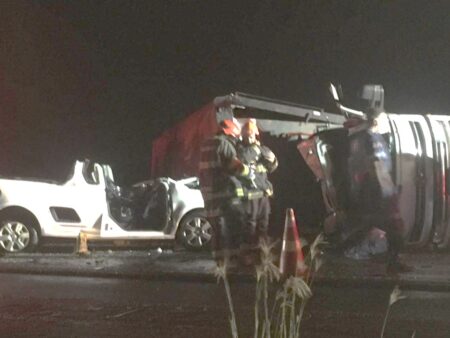 Mortos em acidente envolvendo caminhão, carro e van em Piracicaba (SP) são identificados