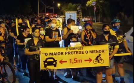 500 pessoas protestam contra morte de ciclista em Piracicaba (SP)