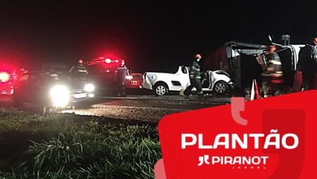 Acidente entre caminhão, carro e van deixa três mortos em Piracicaba (SP) Foto: PIRANOT
