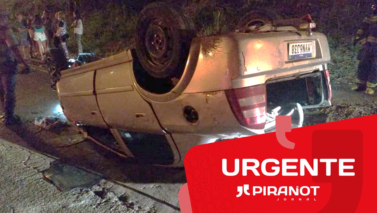 Carro com duas crianças capota em Piracicaba (SP); bombeiros e SAMU fazem socorro