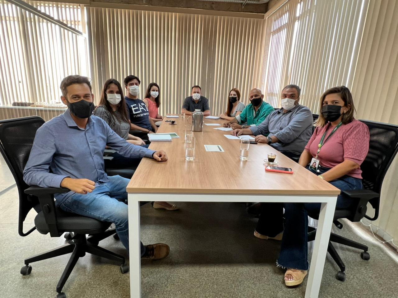 Construtora se oferece para pintar e fazer reparos no Parque do Mirante, em Piracicaba