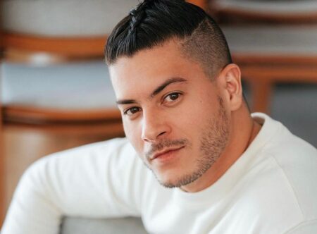 Quem é Arthur Aguiar do Grupo Camarote do BBB22? Conheça mais e veja o Instagram