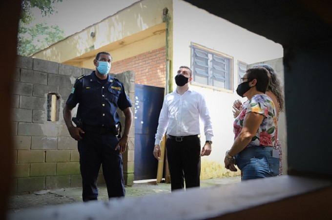 Após furtos, Prefeitura realiza manutenção nas escolas municipais do Jardim Glória em Piracicaba