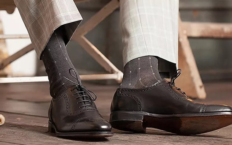 Ortopedista orienta como usar meias e sapatos corretamente e evitar unha encravada, micoses e alergias