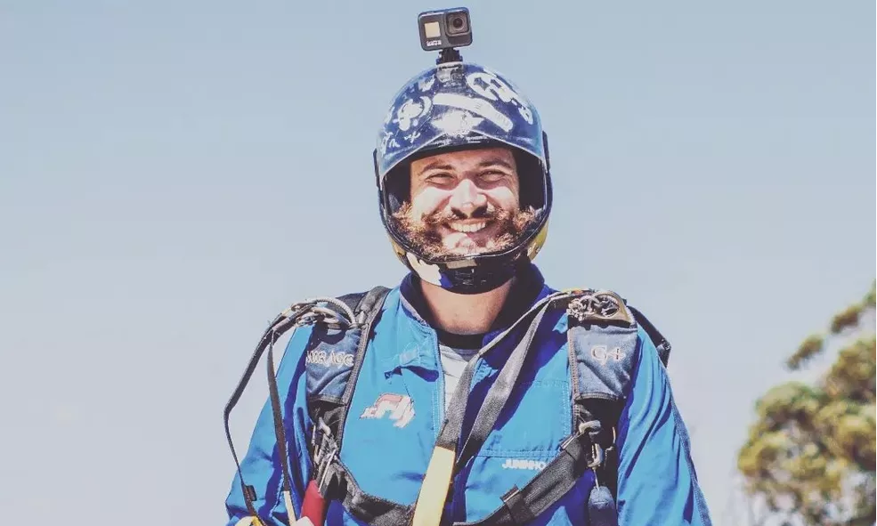 Paraquedista piracicabano que morreu em queda de avião é sepultado