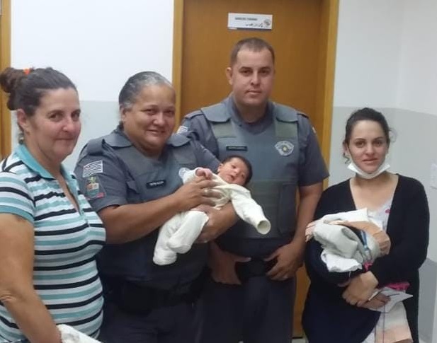 Em Piracicaba, patrulha rural da Polícia Militar salva recém-nascida engasgada com leite